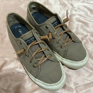 Sperry Crest Vibe Canvas Sneaker